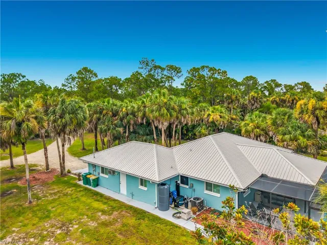 1140 29 St Sw, Naples, Florida 34117