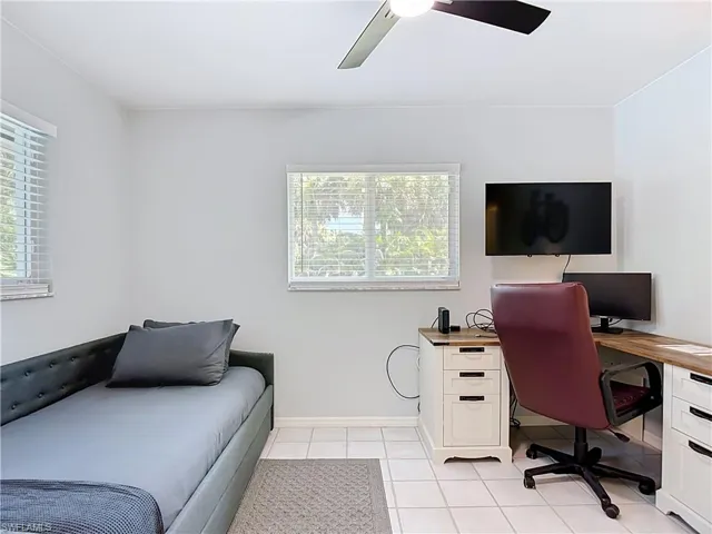 1140 29 St Sw, Naples, Florida 34117