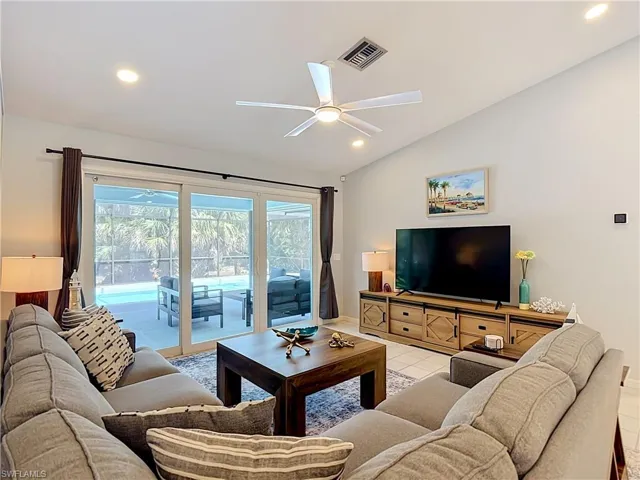 1140 29 St Sw, Naples, Florida 34117