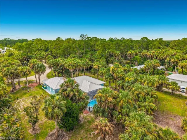 1140 29 St Sw, Naples, Florida 34117