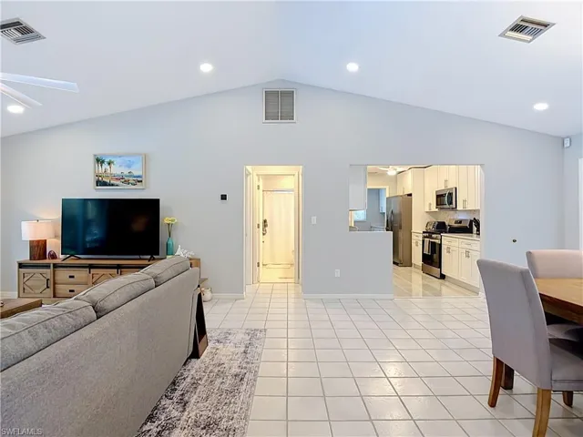 1140 29 St Sw, Naples, Florida 34117