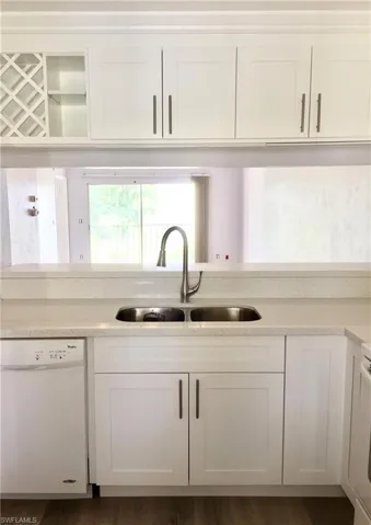 2648 Kings Lake Blvd 6-201, Naples, Florida 34112