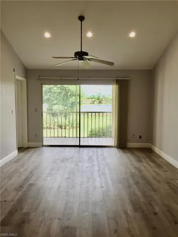 2648 Kings Lake Blvd 6-201, Naples, Florida 34112