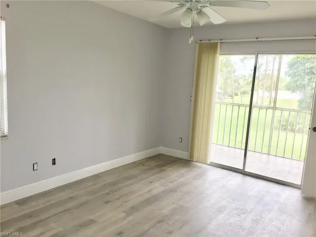 2648 Kings Lake Blvd 6-201, Naples, Florida 34112