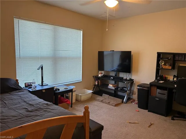 Guest bedroom 1220 side