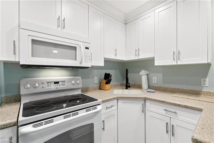 457  Tallwood  ST, MARCO ISLAND, FL 34145