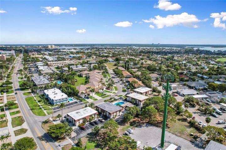 457  Tallwood  ST, MARCO ISLAND, FL 34145