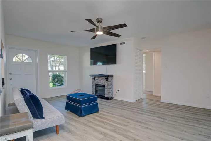 LUXURY VINYL FLOORING
