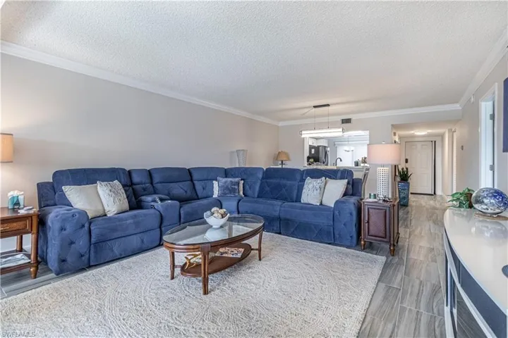 7430 Lake Breeze Dr 403, Fort Myers, Florida 33907
