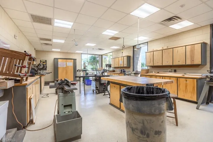 7430 Lake Breeze Dr 403, Fort Myers, Florida 33907