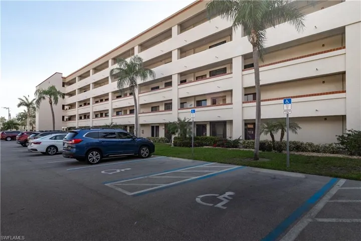 7430 Lake Breeze Dr 403, Fort Myers, Florida 33907