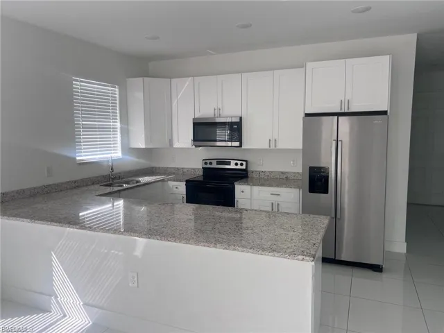 970 Lakeside Dr, Lehigh Acres, Florida 33974