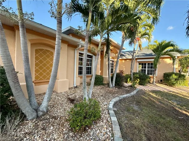 1901 El Dorado Pkwy W, Cape Coral, Florida 33914