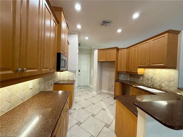 1901 El Dorado Pkwy W, Cape Coral, Florida 33914