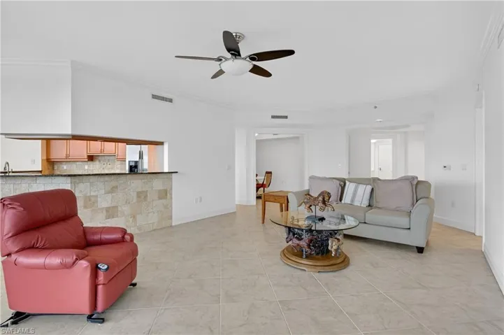 1060  Borghese  LN, Naples, FL 34114