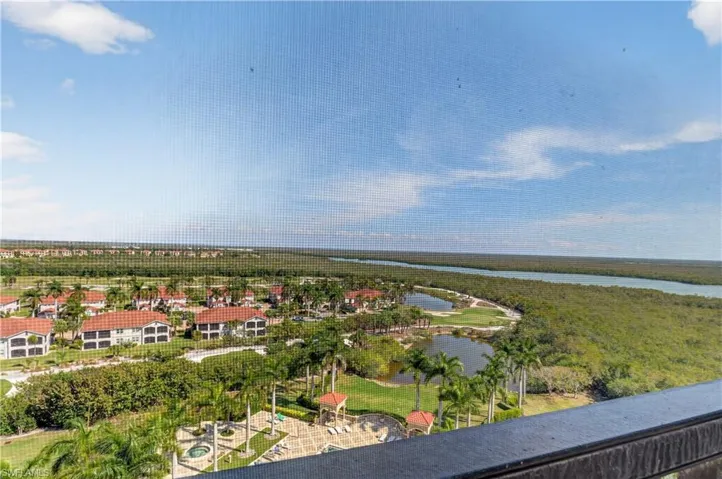 1060  Borghese  LN, Naples, FL 34114