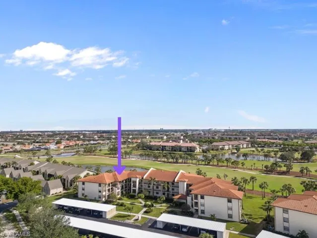 Unit overlooks 15th hole of the golf course.