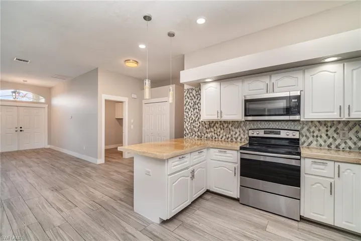 2500 8th St W, Lehigh Acres Fl 33971