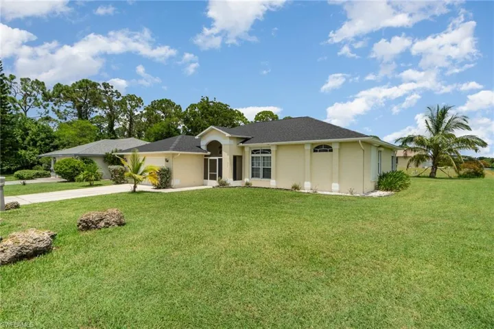 2500 8th St W, Lehigh Acres Fl 33971