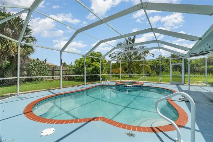 2500 8th St W, Lehigh Acres Fl 33971