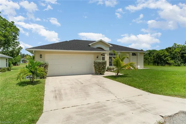 2500 8th St W, Lehigh Acres Fl 33971