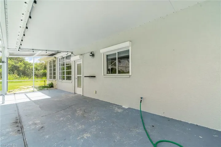 2500 8th St W, Lehigh Acres Fl 33971