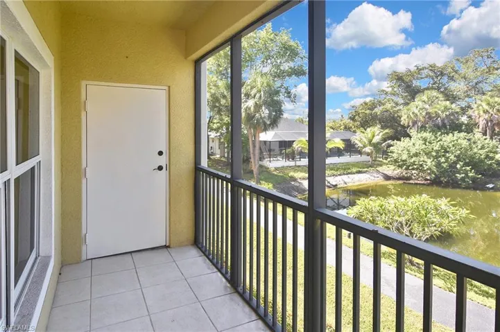 10021 Lake Cove Dr 101, Fort Myers, Florida 33908