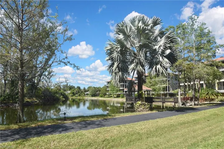 10021 Lake Cove Dr 101, Fort Myers, Florida 33908