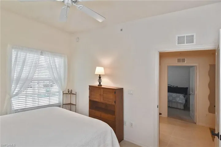 10021 Lake Cove Dr 101, Fort Myers, Florida 33908