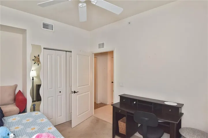 10021 Lake Cove Dr 101, Fort Myers, Florida 33908