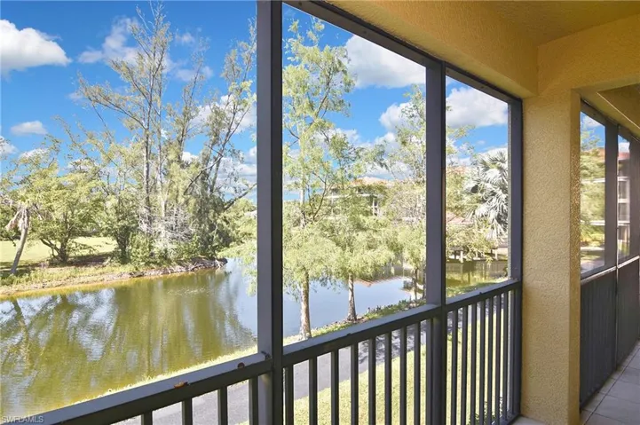 10021 Lake Cove Dr 101, Fort Myers, Florida 33908