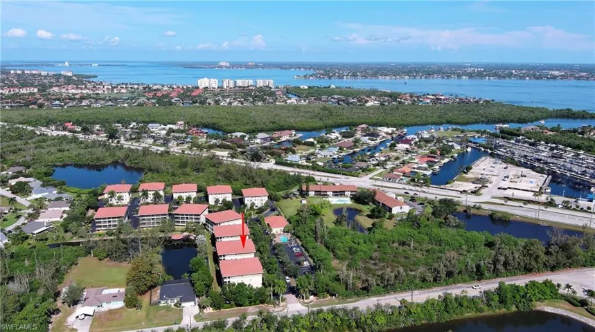 10021 Lake Cove Dr 101, Fort Myers, Florida 33908