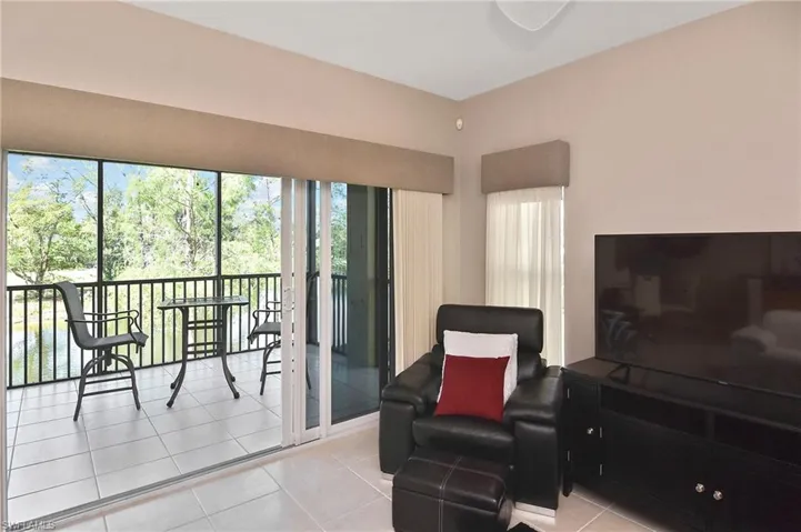 10021 Lake Cove Dr 101, Fort Myers, Florida 33908