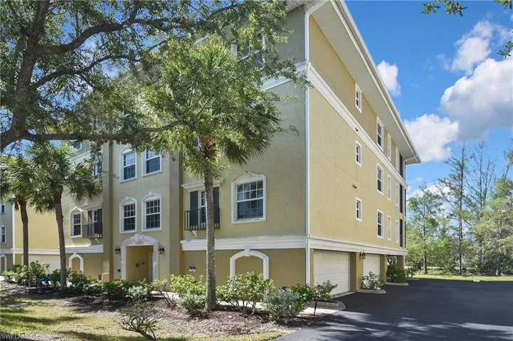 10021 Lake Cove Dr 101, Fort Myers, Florida 33908