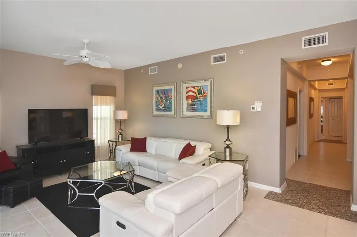 10021 Lake Cove Dr 101, Fort Myers, Florida 33908