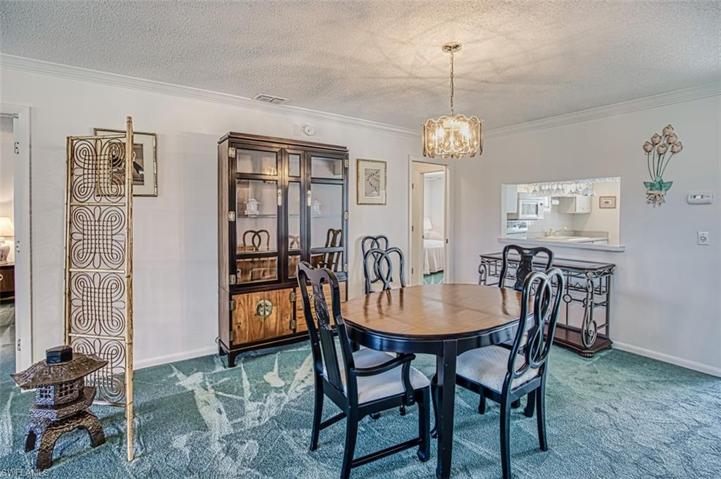 Dining-to-Kitchen