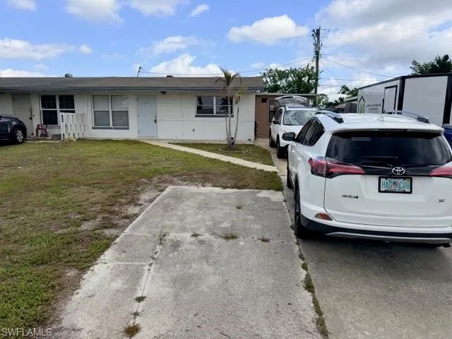 1113  Vineyard  ST, Lehigh Acres, FL 33936