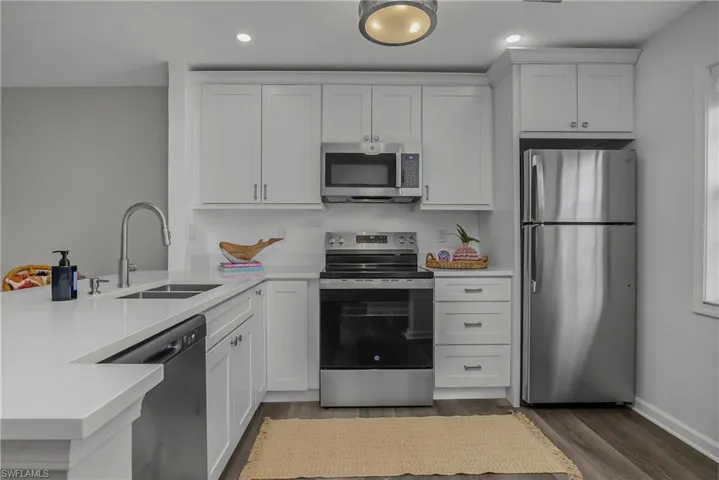 This new Kitchen provides functionality!