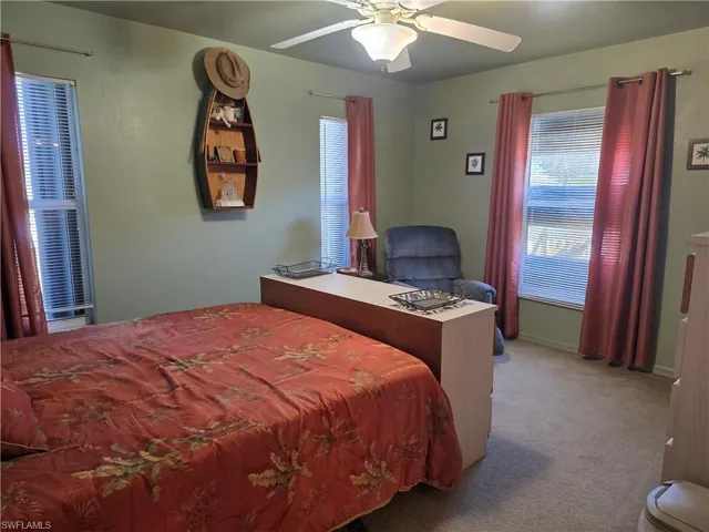 1409 Nw 9th Ter, Cape Coral, Florida 33993