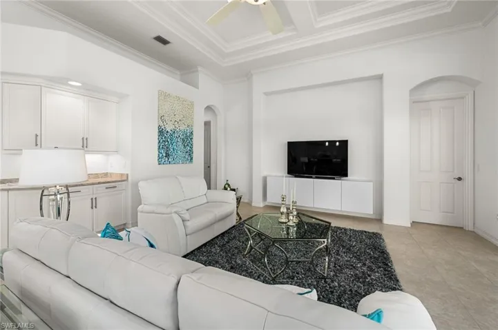 Great Room With Wet Bar