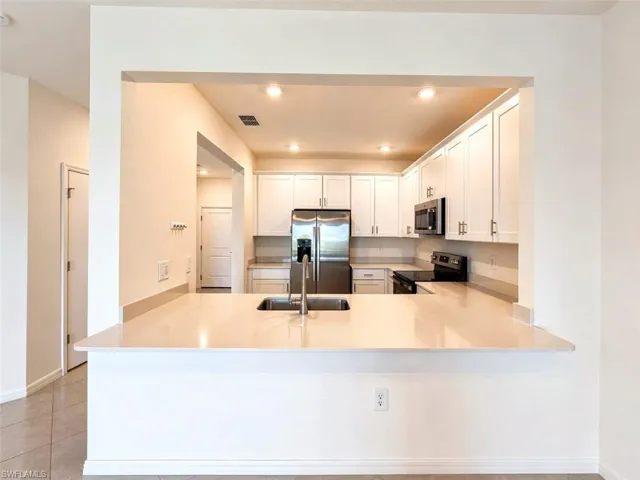 2963 Citrus St, Naples, Florida 34120