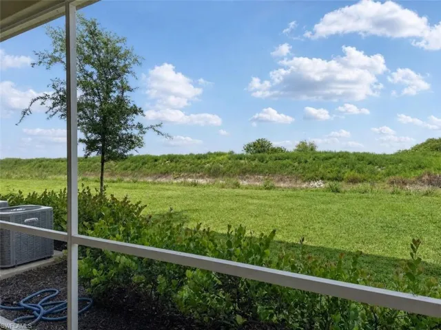 2963 Citrus St, Naples, Florida 34120