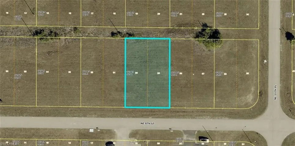 1037 Ne 8th St, Cape Coral, Florida 33909