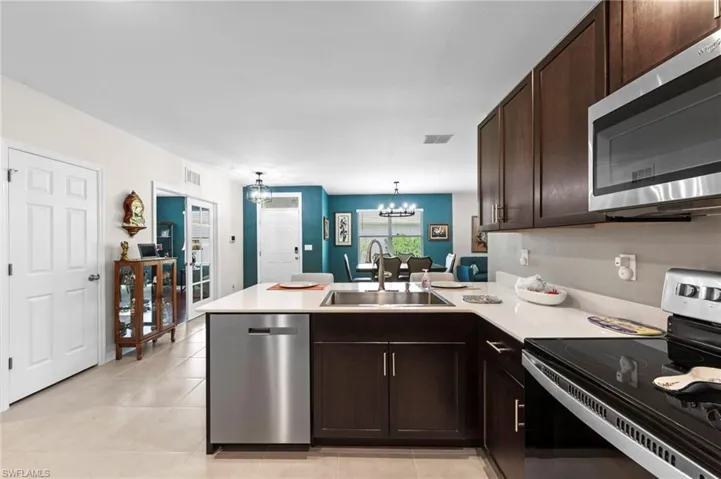 20615 Plumwood Loop, North Fort Myers, Florida 33917