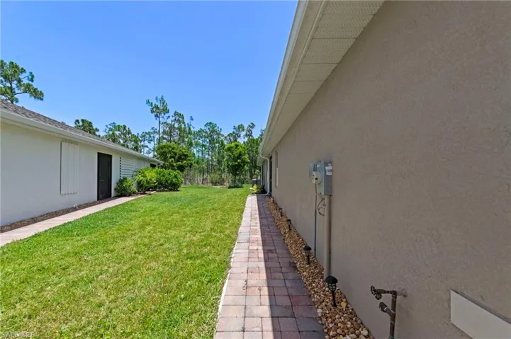 20615 Plumwood Loop, North Fort Myers, Florida 33917