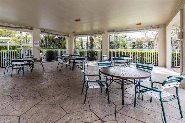 5741 Deauville CIR # F304, NAPLES FL 34112