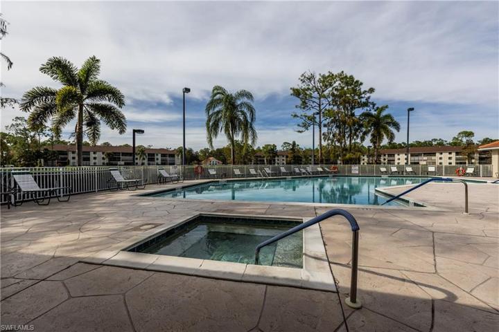 5741 Deauville CIR # F304, NAPLES FL 34112