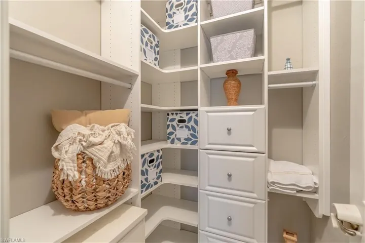 10346 Flat Stone Loop, Bonita Springs, Florida 34135