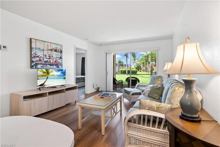 Lovely living area!