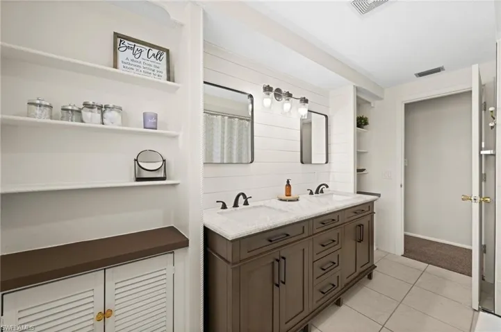 22112 Bronxville Ave, Port Charlotte, Florida 33952